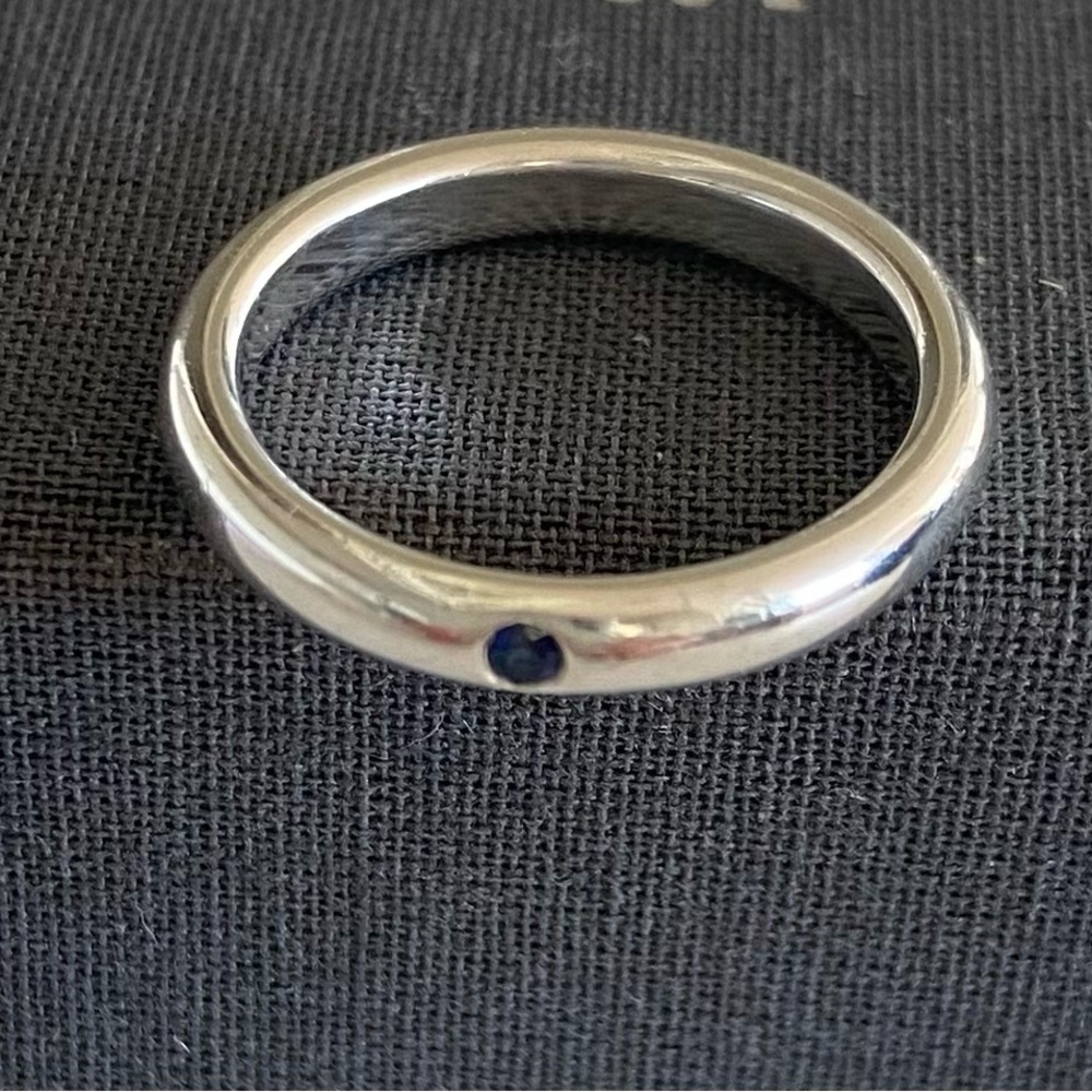 Tiffany & Co Sterling Silver band with sapphire - Women's size 4